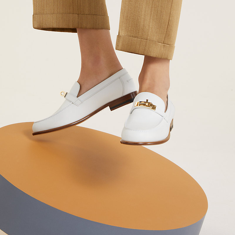 モカシン 《デスタン》 - ホワイト | Hermès - エルメス-公式サイト